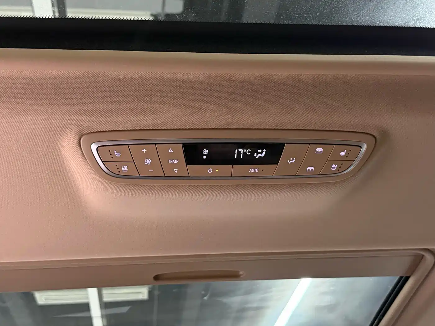 Buick GL8 2021 ES Landlord 653T Luxury фото 16