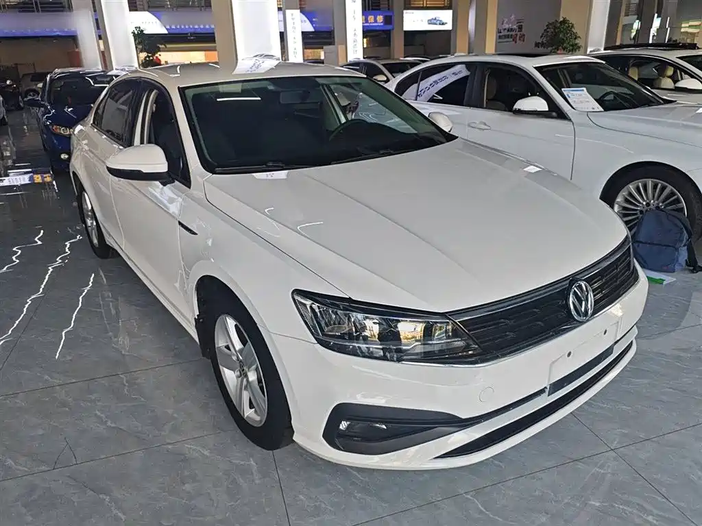 Volkswagen Lamando 2021 230TSI DSG Fashion Edition фото 27