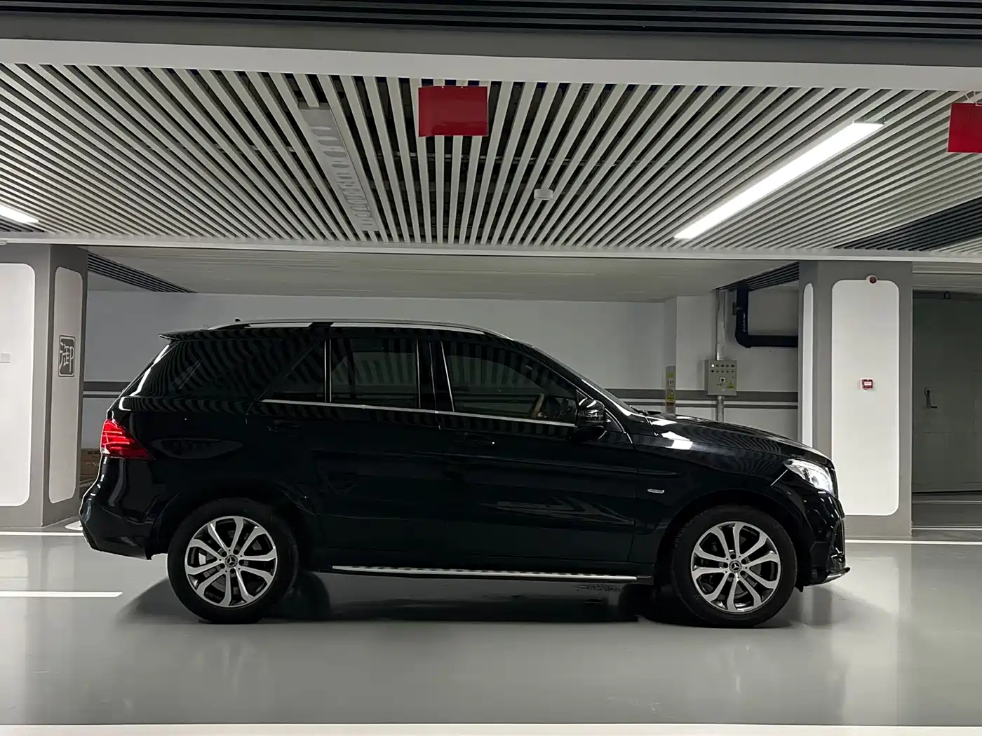 Mercedes-Benz GLE 2018 GLE 320 4MATIC Dynamic Ultimate Edition фото 27
