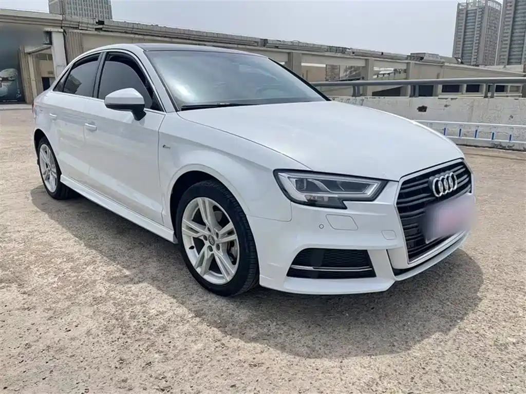 Audi A3 2019 Limousine 35 TFSI Fashion China V фото 22