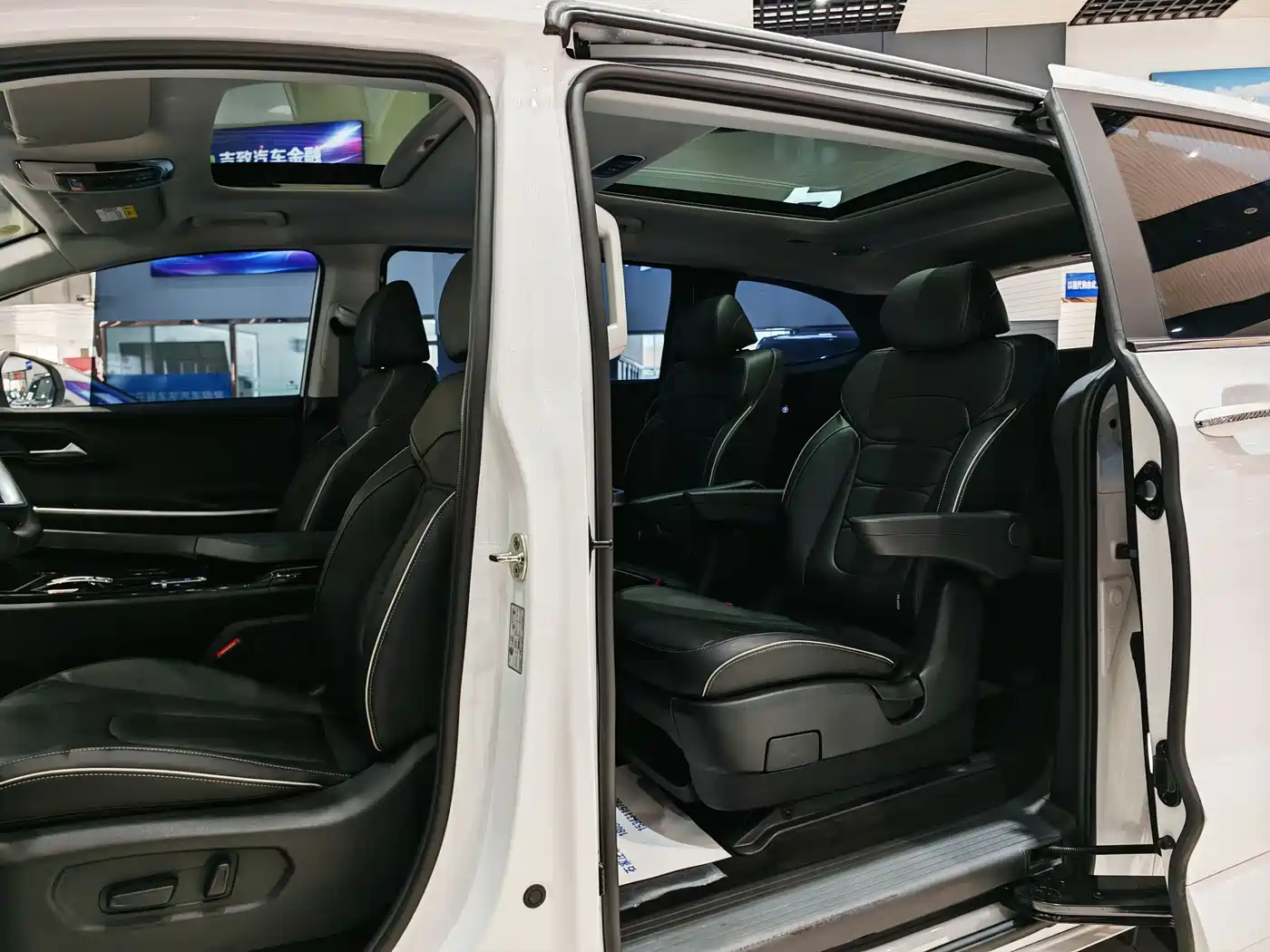 Hyundai Kustu 2024 270TGDi LUX Premium Edition фото 8