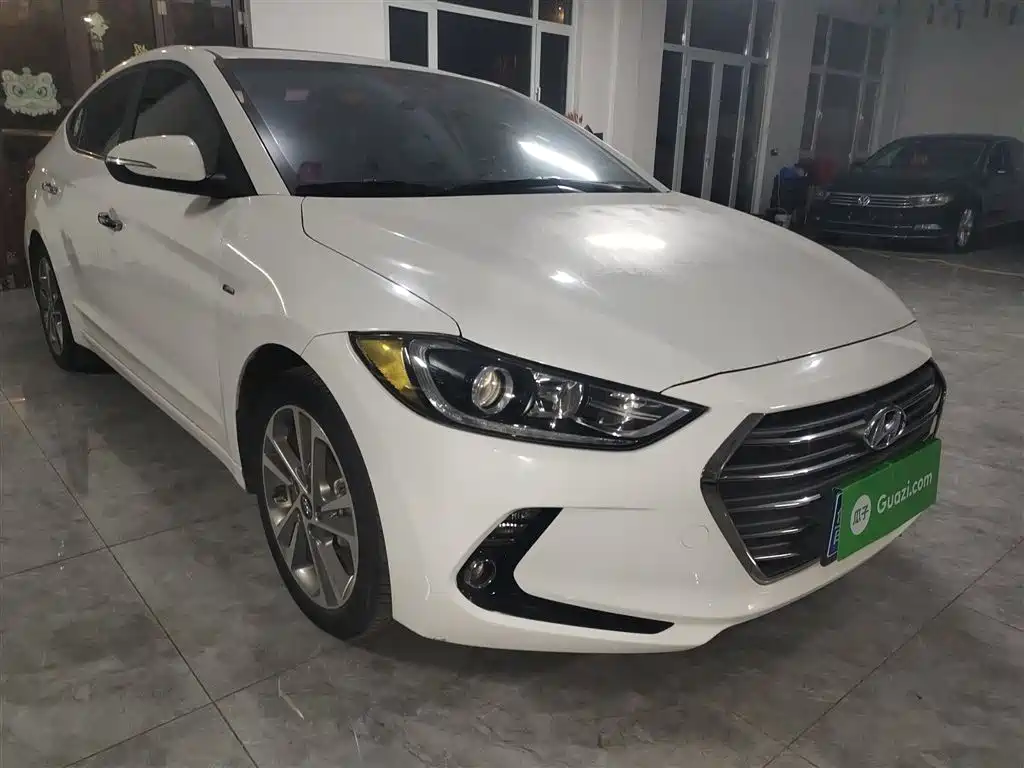 Hyundai Elantra 2016 Model 1.6L Automatic Smart Elite фото 4
