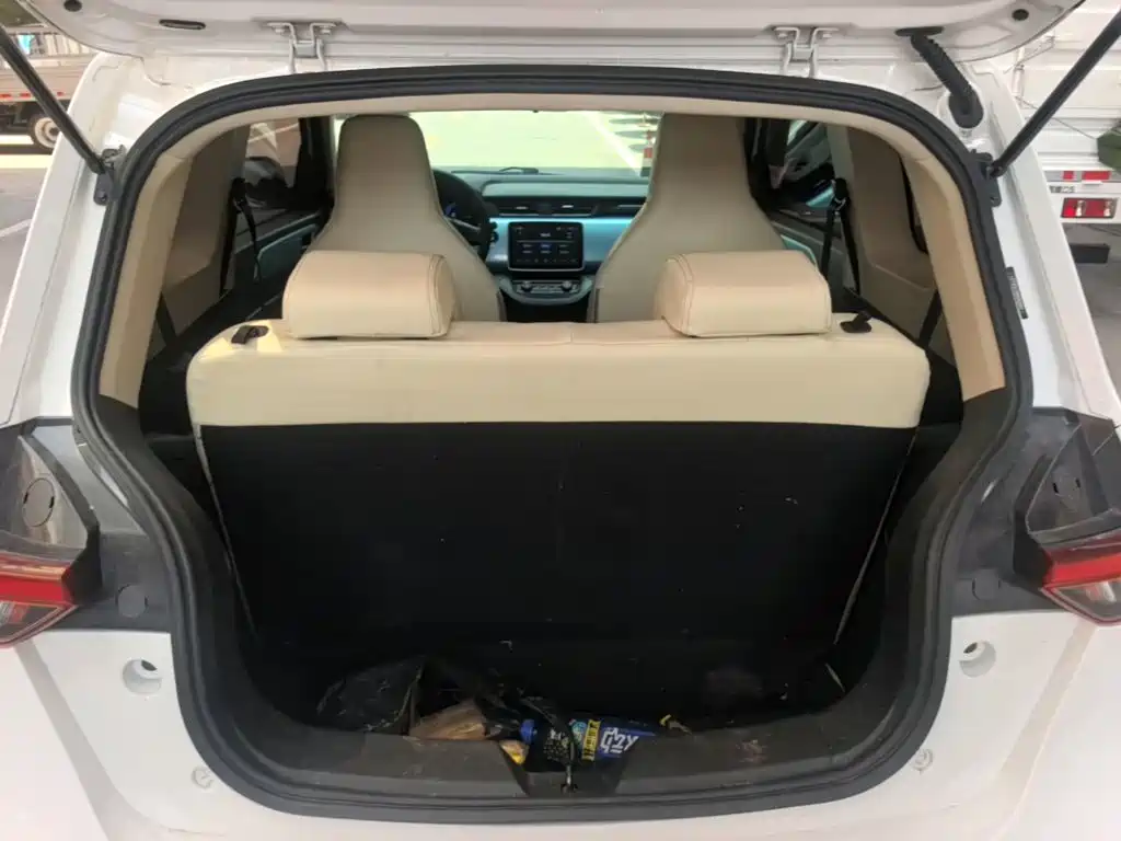 Huachen Xinyi Brilliance Xinyi i03A 2023 2021 318km 31.45kWh