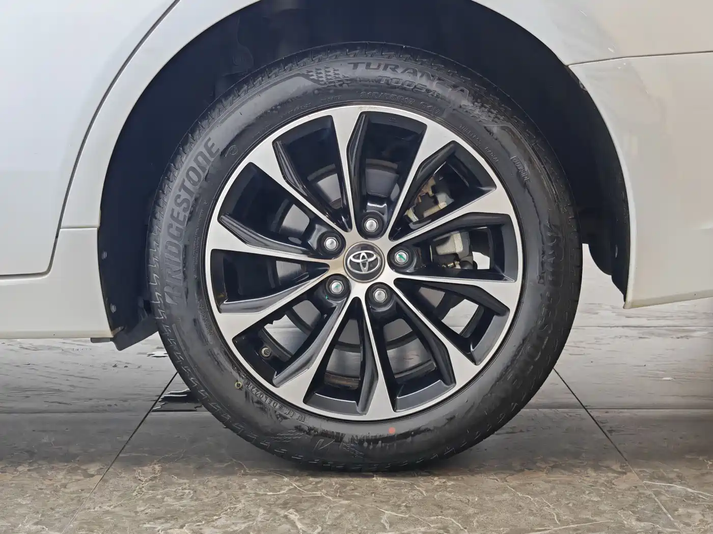 Toyota Avalon 2024 2023 2.5L Luxury Edition