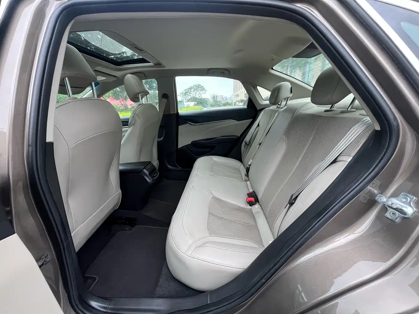 Фото 10 - Buick Excelle