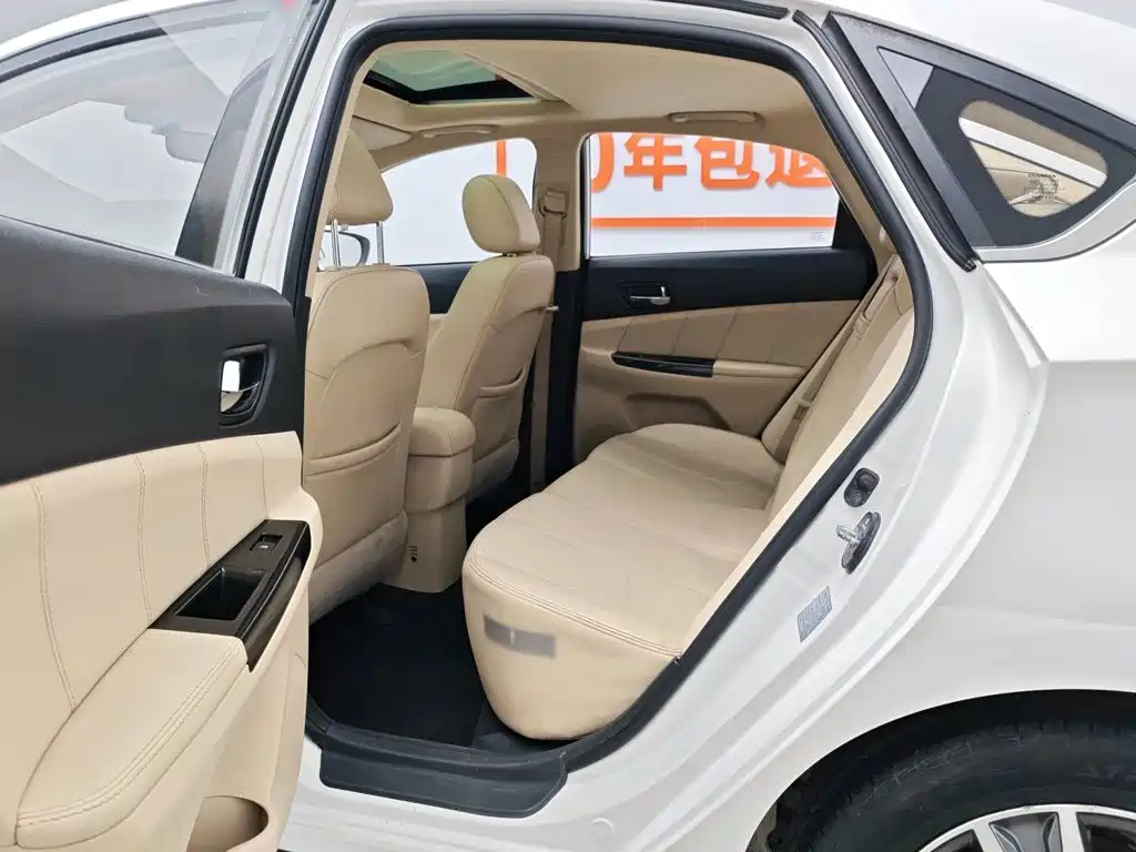 Changan Eado 2015 2015 1.6L Manual Luxury China V