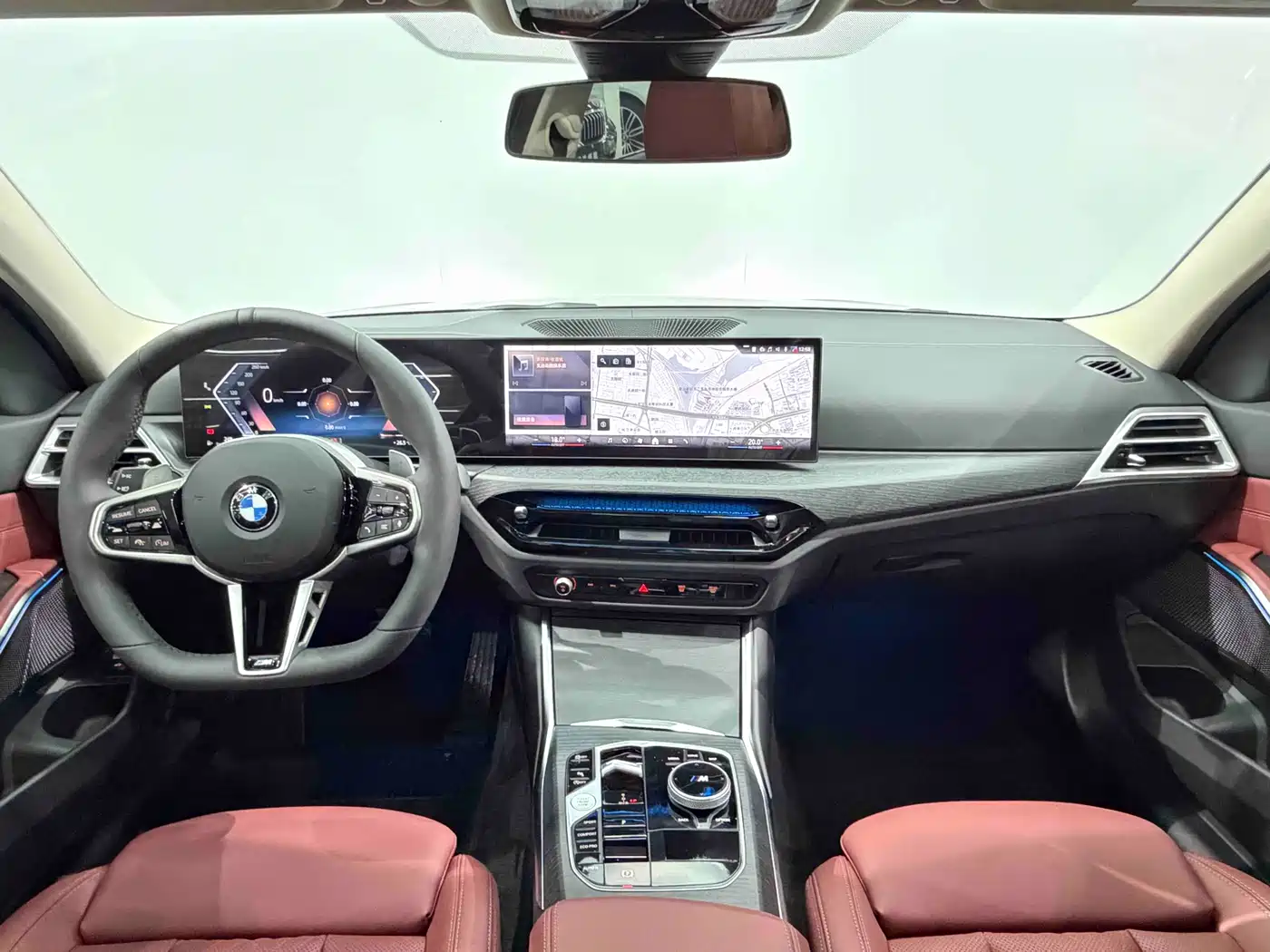 BMW 3 Series 2025 325Li M Sport Package фото 8