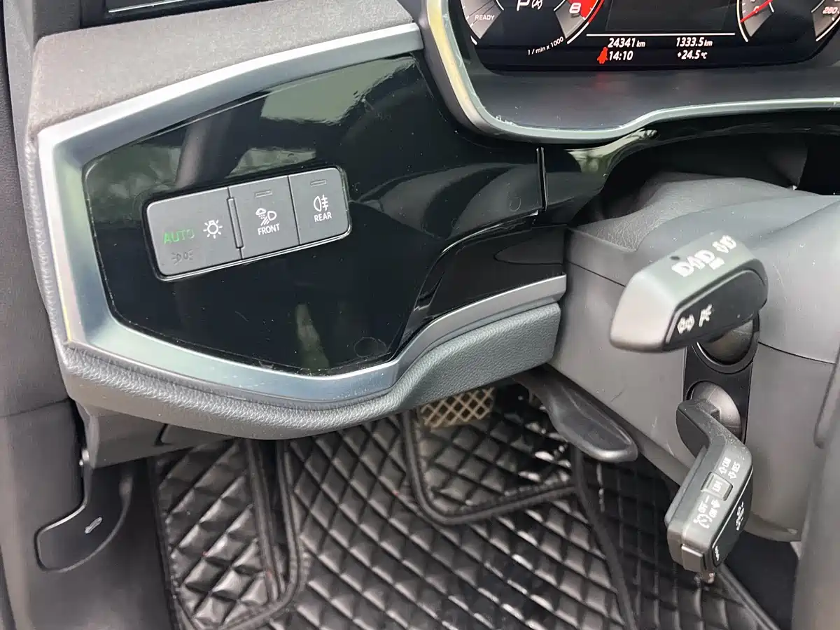Audi Q3 2023 35 TFSI Fashion Dynamic (1.4T) фото 11