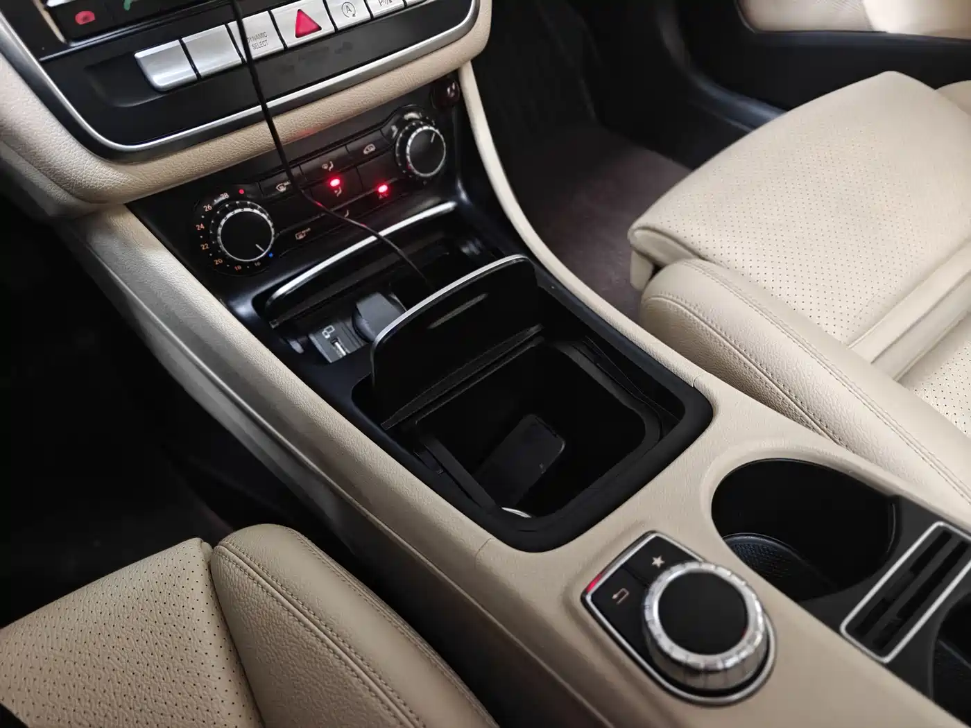 Mercedes-Benz GLA 2019 GLA 200 Dynamic фото 17
