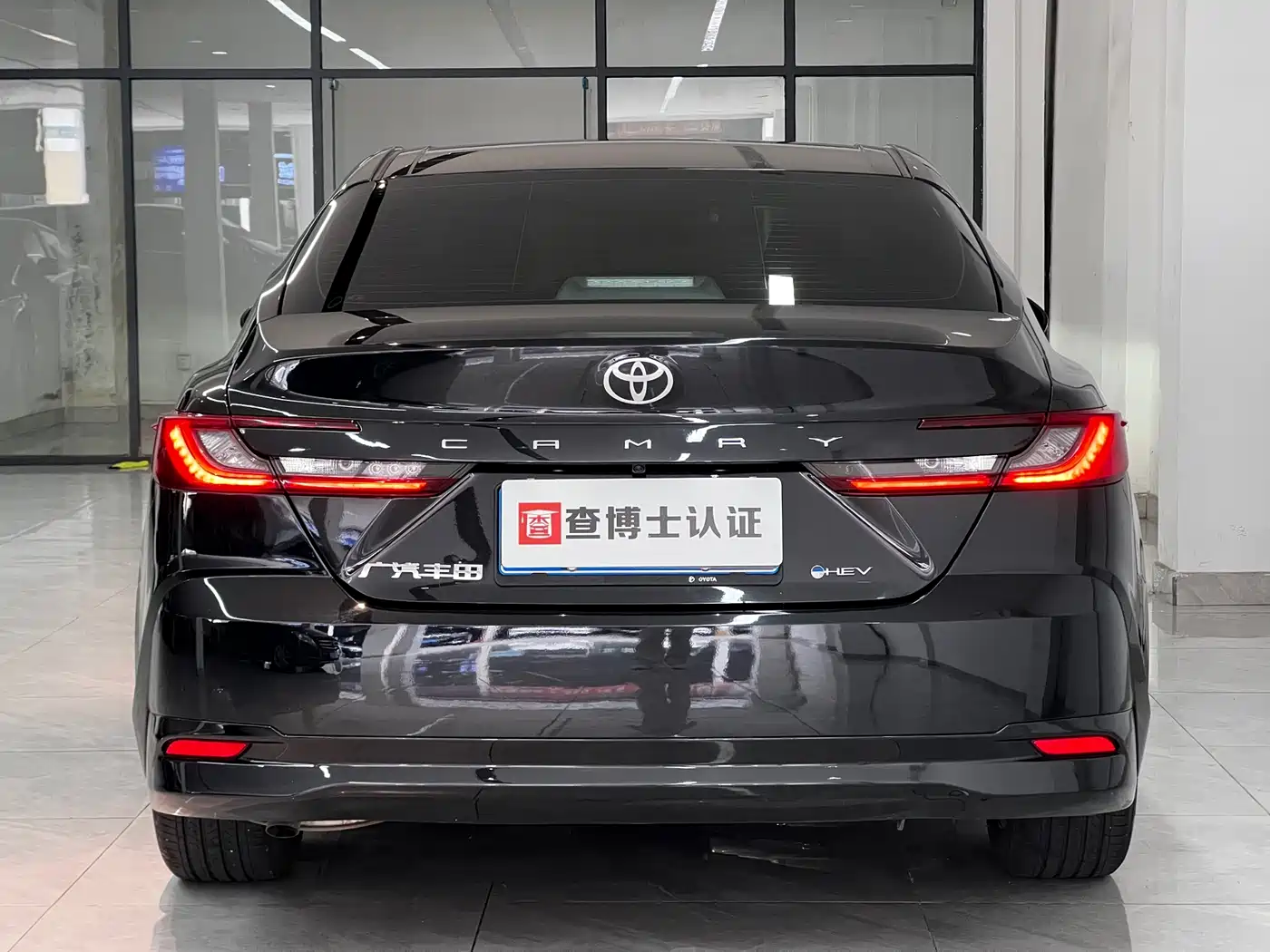 Toyota Camry 2024 2.0GVP Luxury Edition фото 16
