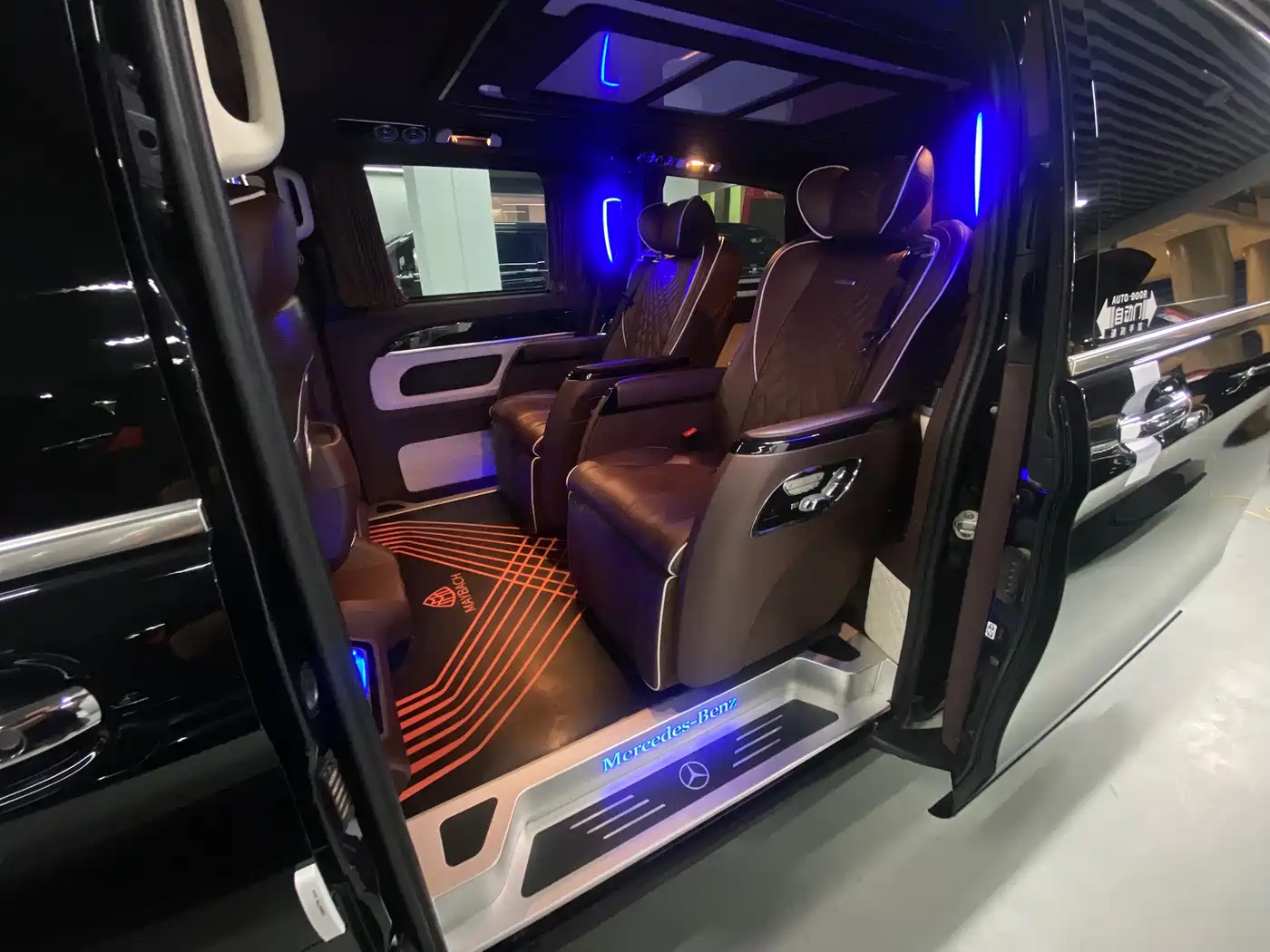 MERCEDES-BENZ V-CLASS