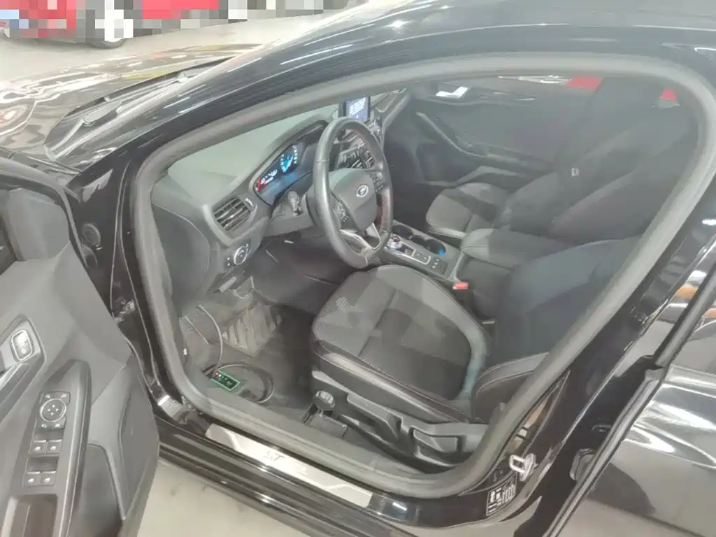 Ford Focus 2020 2020 Hatchback EcoBoost 180 Automatic ST Line
