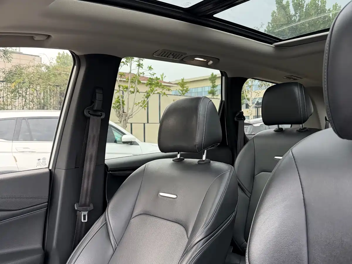 SAIC Maxus Maxus G50 2019 1.5T Automatic Elite Edition China VI фото 4
