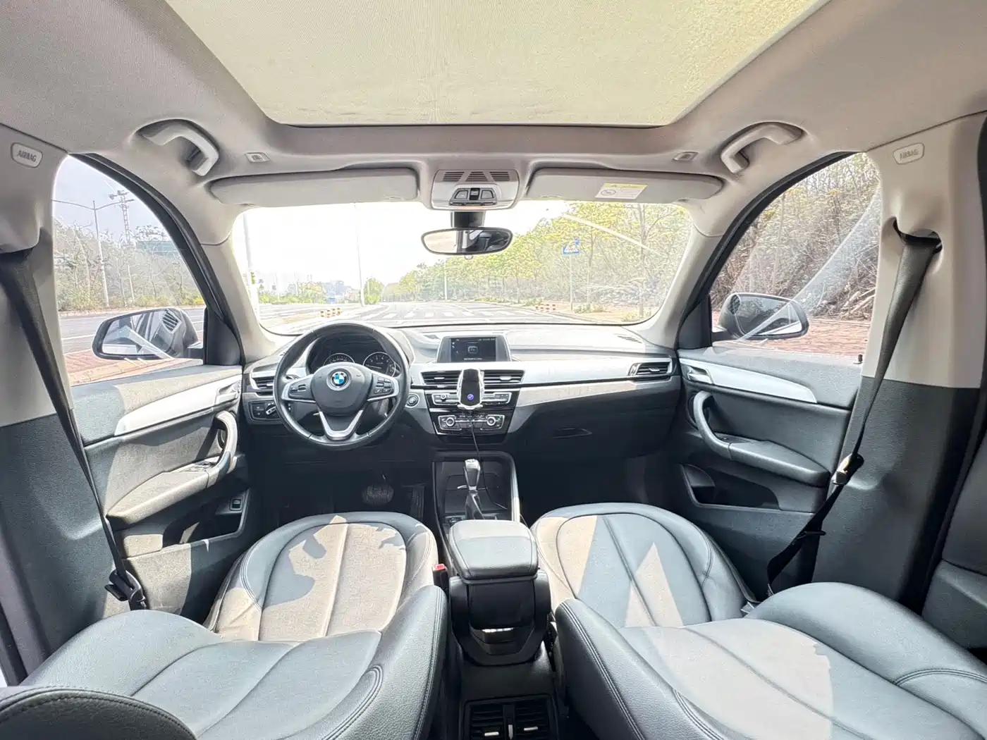 BMW X1 2018 sDrive20Li Leading Model фото 6