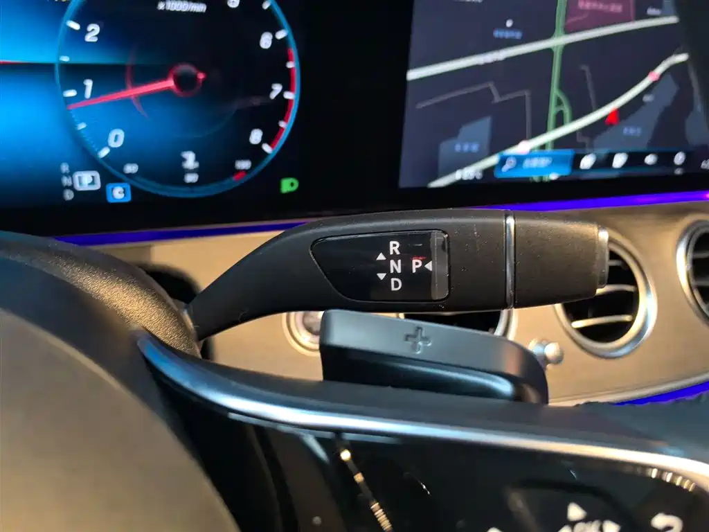 Mercedes-Benz E-Class 2023 E 300 L Luxury фото 14