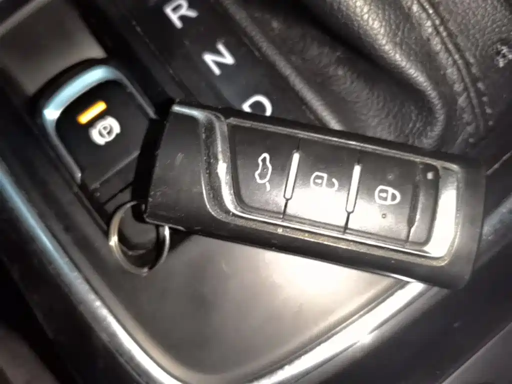 GAC Trumpchi Trumpchi GS4 2019 270T Automatic 2WD Luxury Smart Connect Edition фото 9