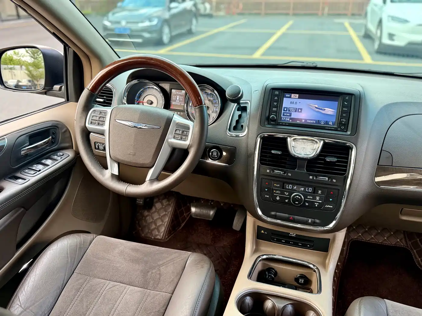Фото 22 - Chrysler Pacifica