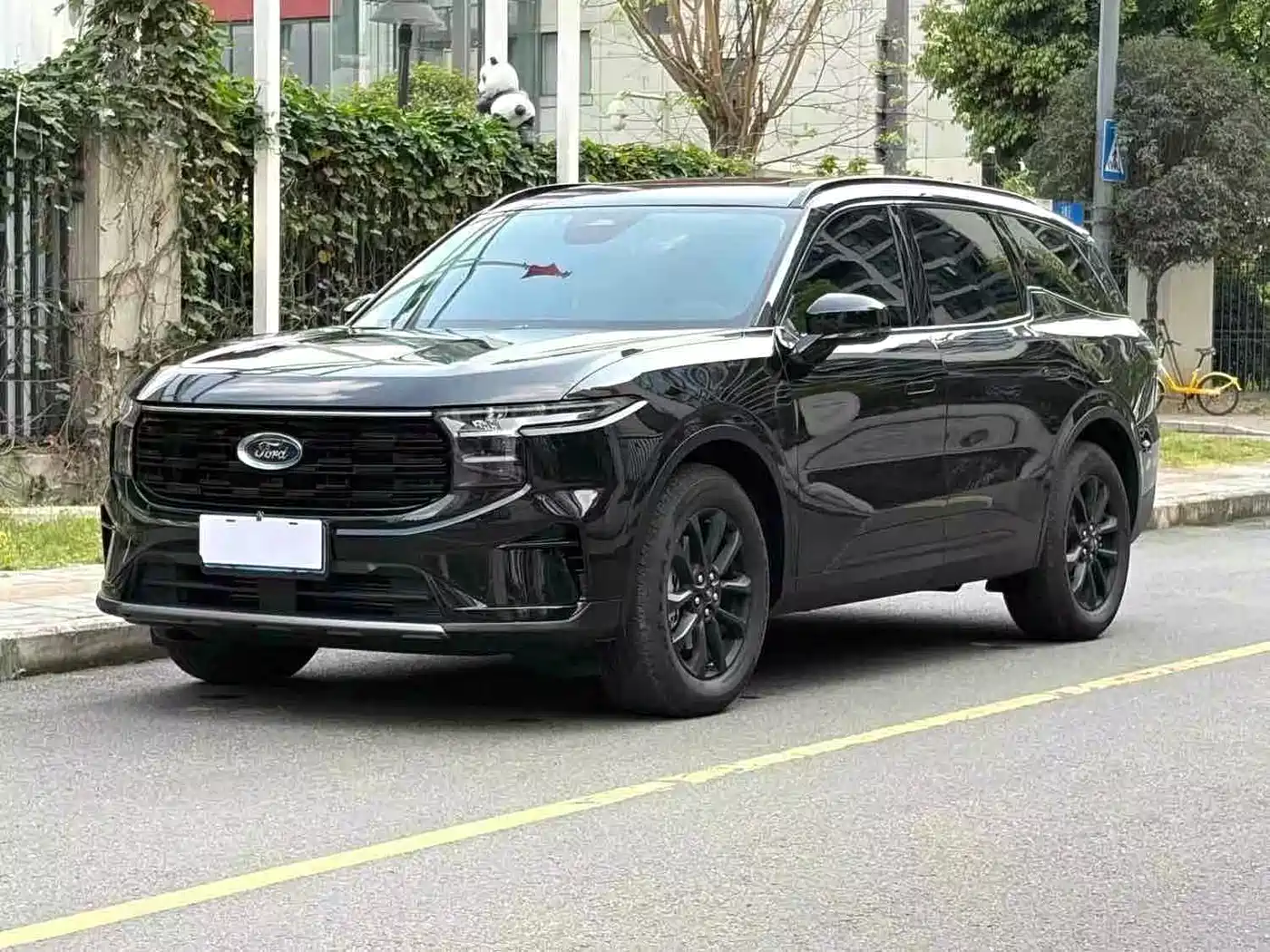 Photo 1 - Ford Edge