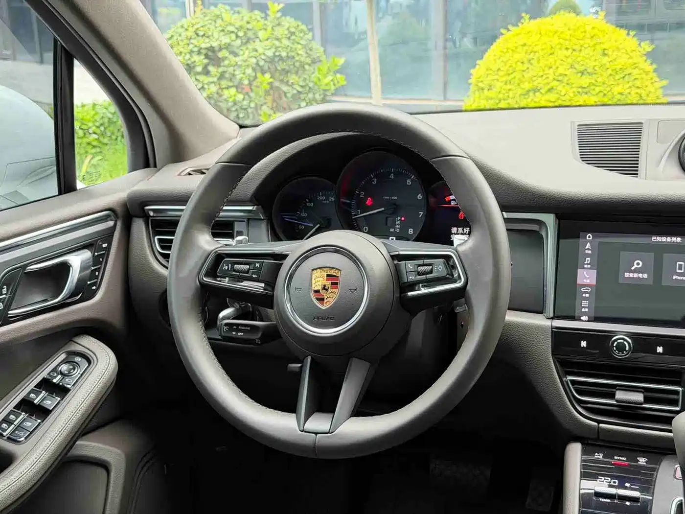 Porsche Macan 2022 Macan 2.0T фото 9