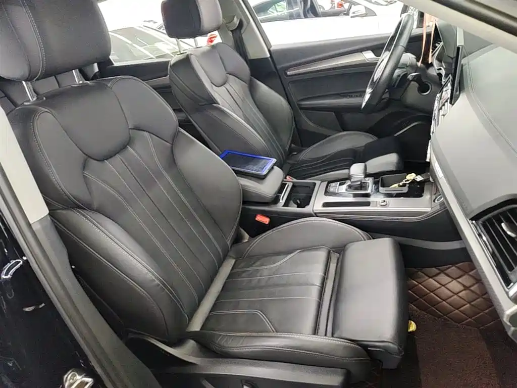 Audi Q5L 2022 Facelift 40T Luxury Dynamic фото 25