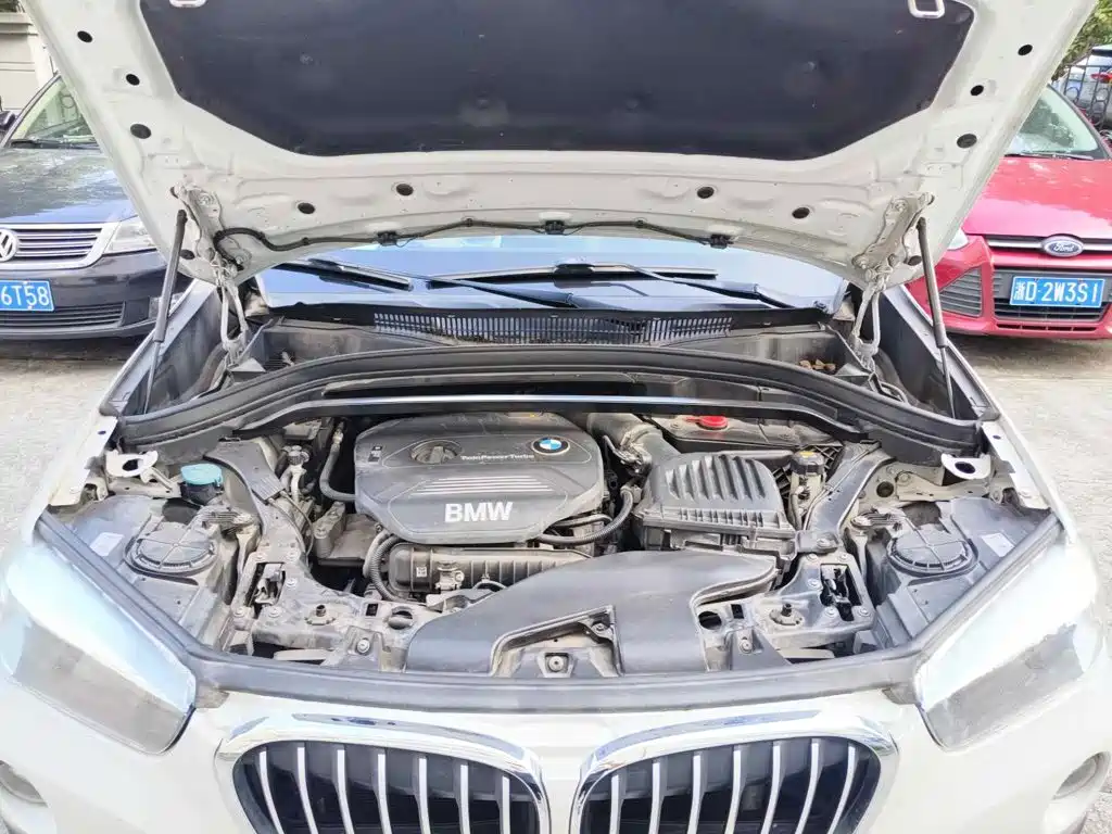 Фото 3 - BMW X1