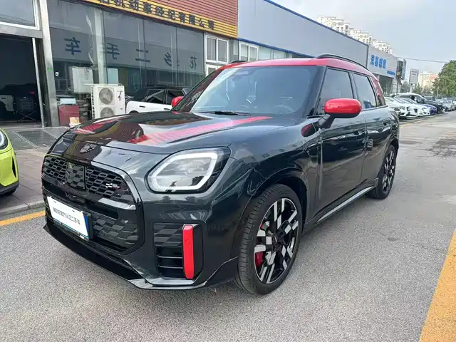 mini jcw-countryman