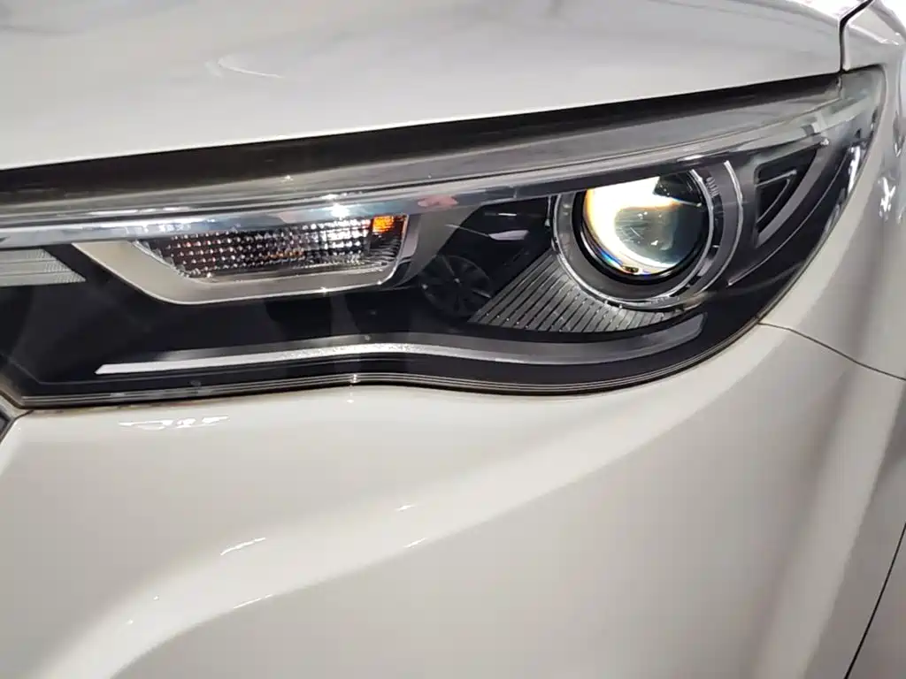 Besturn X40 2018 2017 1.6L Manual Luxury