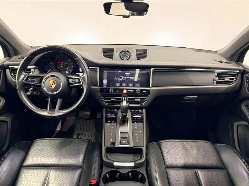 Porsche Macan 2023 Macan 2.0T фото 9