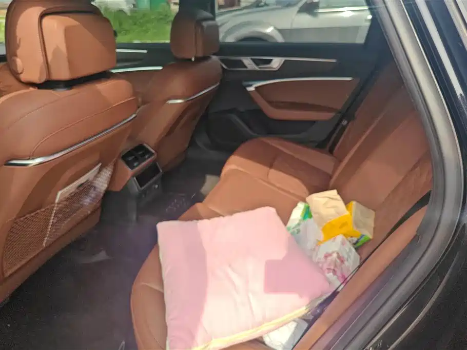 Audi A6L 2025 45 TFSI quattro Premium Sport фото 11