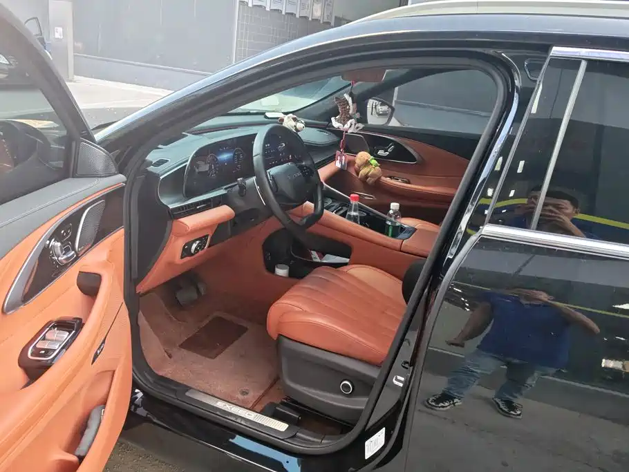Exeed Lingyun 2025 2025 400T AWD International Edition