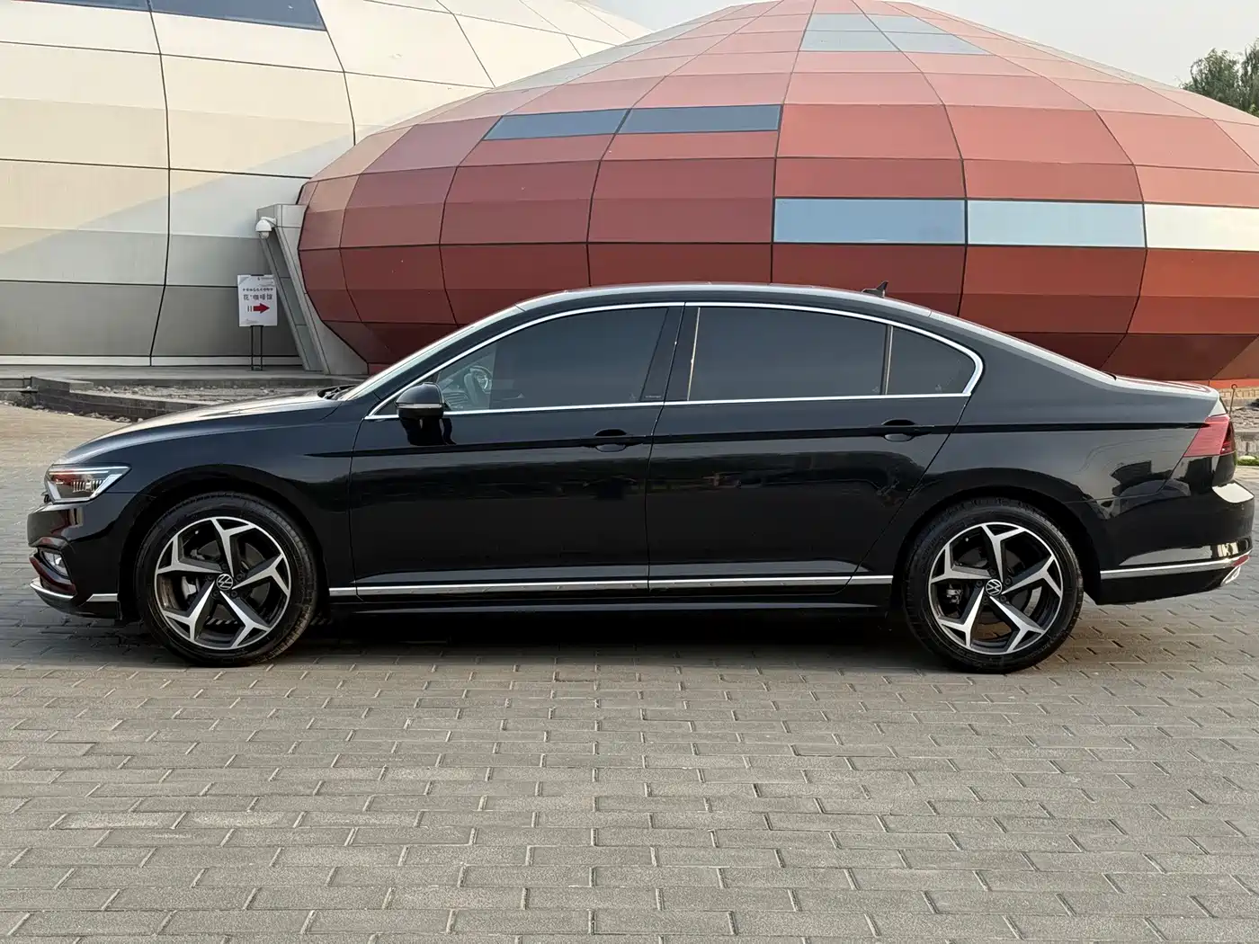 Volkswagen Magotan 2024 2023 2 Million Units Anniversary Edition 330TSI DSG Leading Type