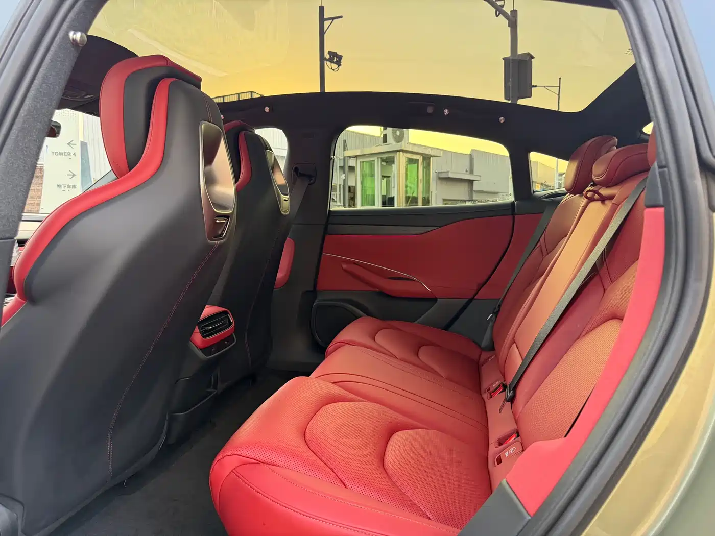 XIAOMI CAR XIAOMI SU7