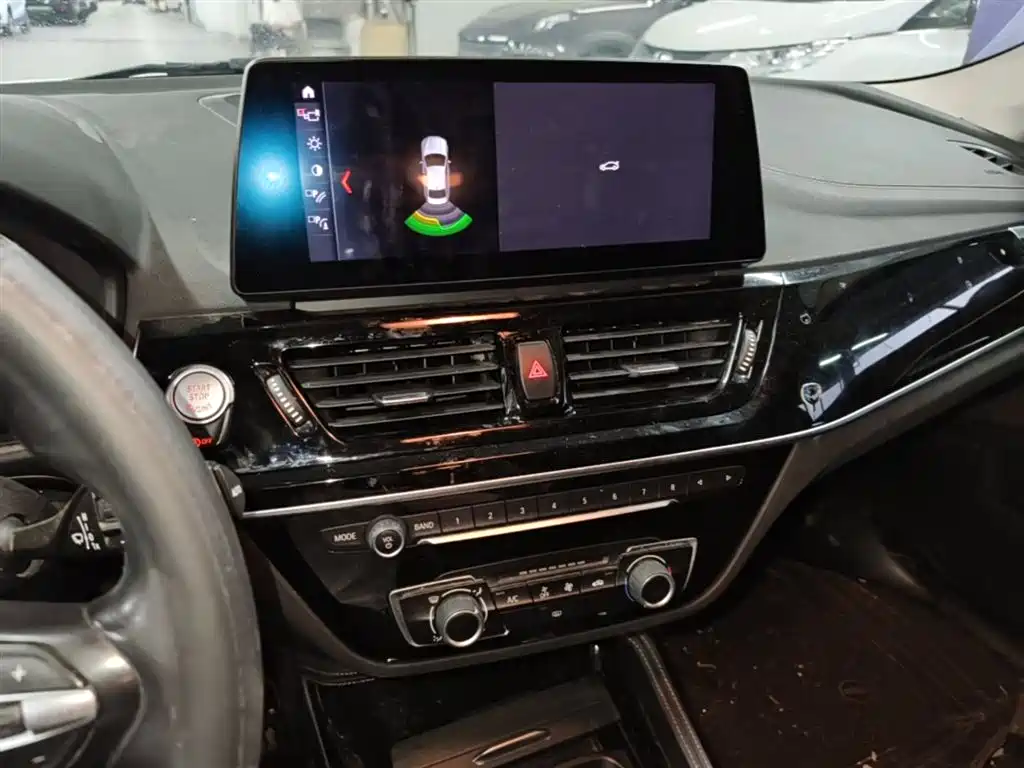 BMW 1 Series 2021 Facelift 120i M Sport Shadow Edition фото 20