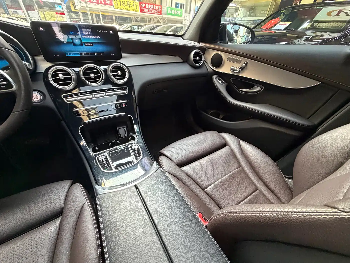 Mercedes-Benz GLC 2022 Facelift III GLC 260 L 4MATIC Dynamic фото 31