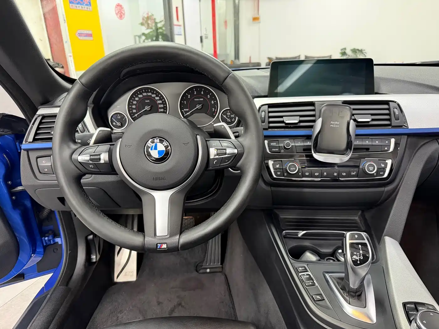 Photo 10 - BMW 4 Series