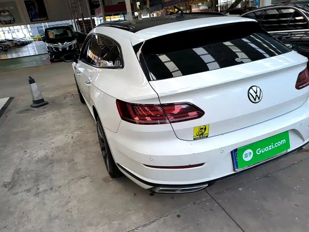 Volkswagen FAW-Volkswagen CC 2021 Shooting Brake 380TSI Hunter Heart Edition фото 5