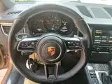 Photo 7 - Porsche Macan