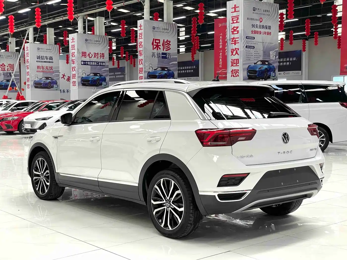 Volkswagen T-ROC 2022 280TSI DSG 2WD Comfort PLUS фото 14
