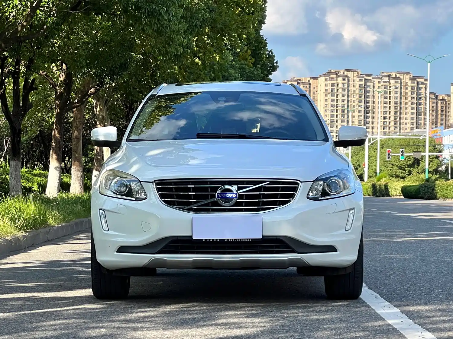 Фото 2 - Volvo XC60
