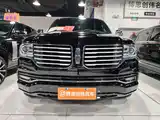 Фото 2 - Lincoln Navigator