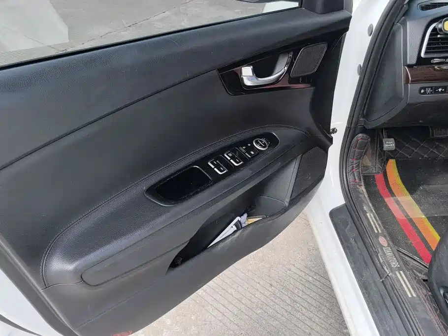 Kia Kaishen 2018 2017 1.8L Automatic GLS