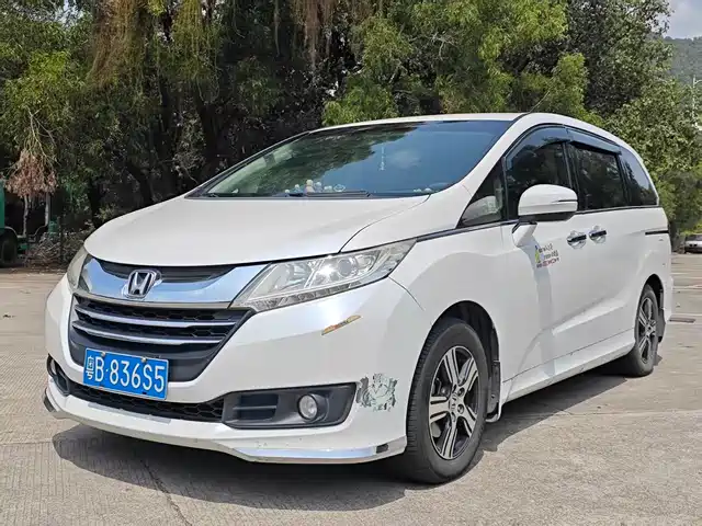 Honda Odyssey 2015 2.4L Comfort Edition