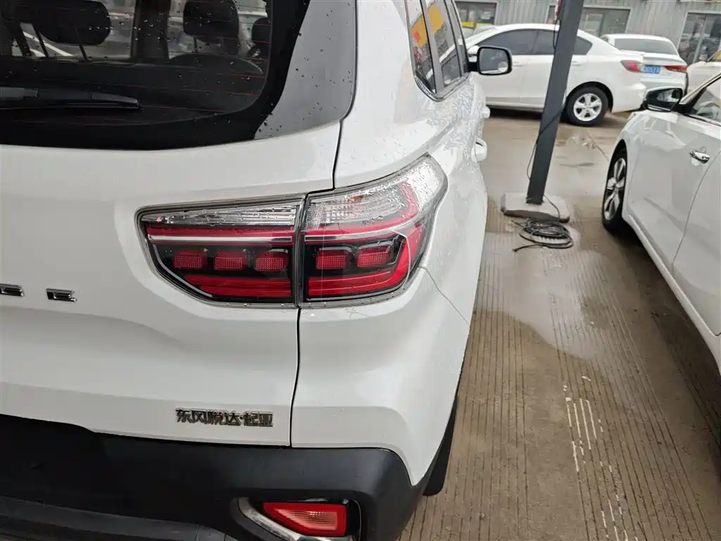 Kia Sportage 2019 2.0L Automatic Smart Luxury Edition фото 8