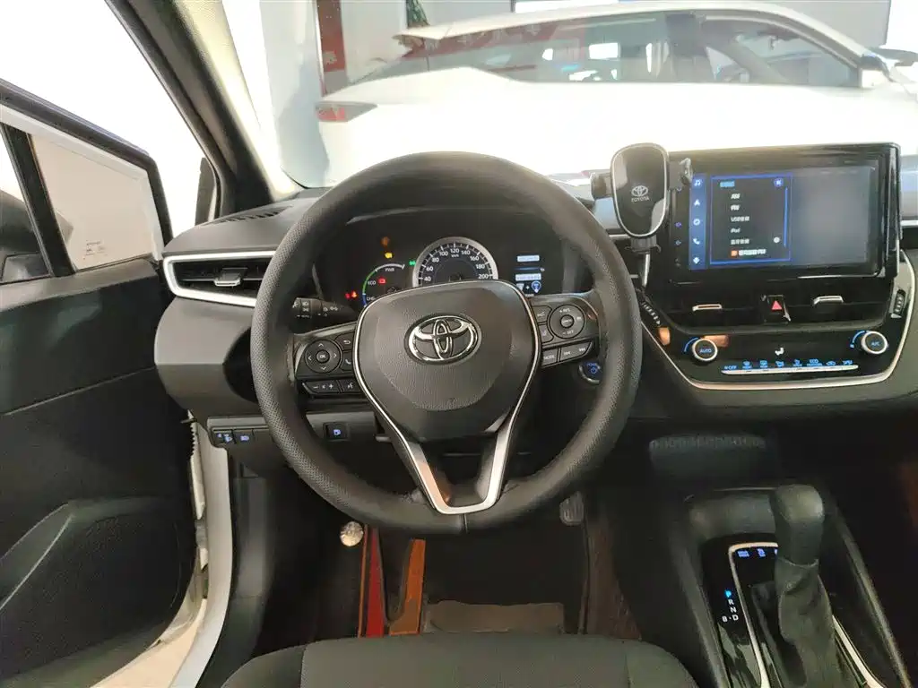 Toyota Levin 2022 Dual Engine 1.8H E-CVT Luxury Edition фото 3