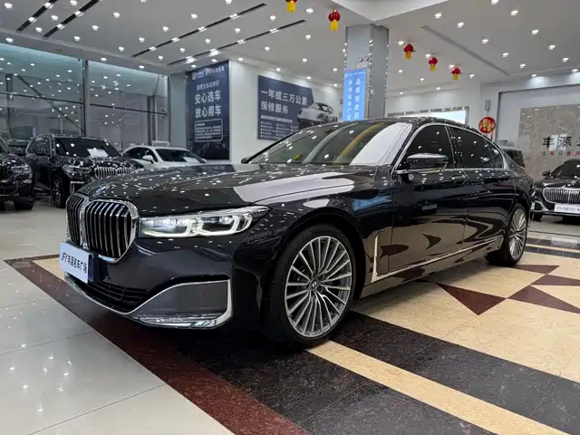 BMW 7 Series 2021 Model 740Li Leading Luxury Package — фото 1