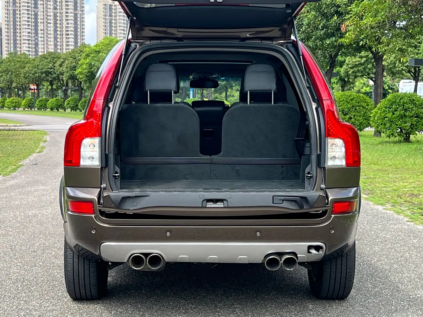 Фото 19 - Volvo XC90