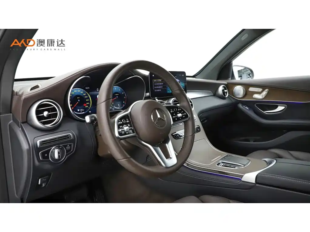 Mercedes-Benz GLC 2021 GLC 300 L 4MATIC Sporty фото 6
