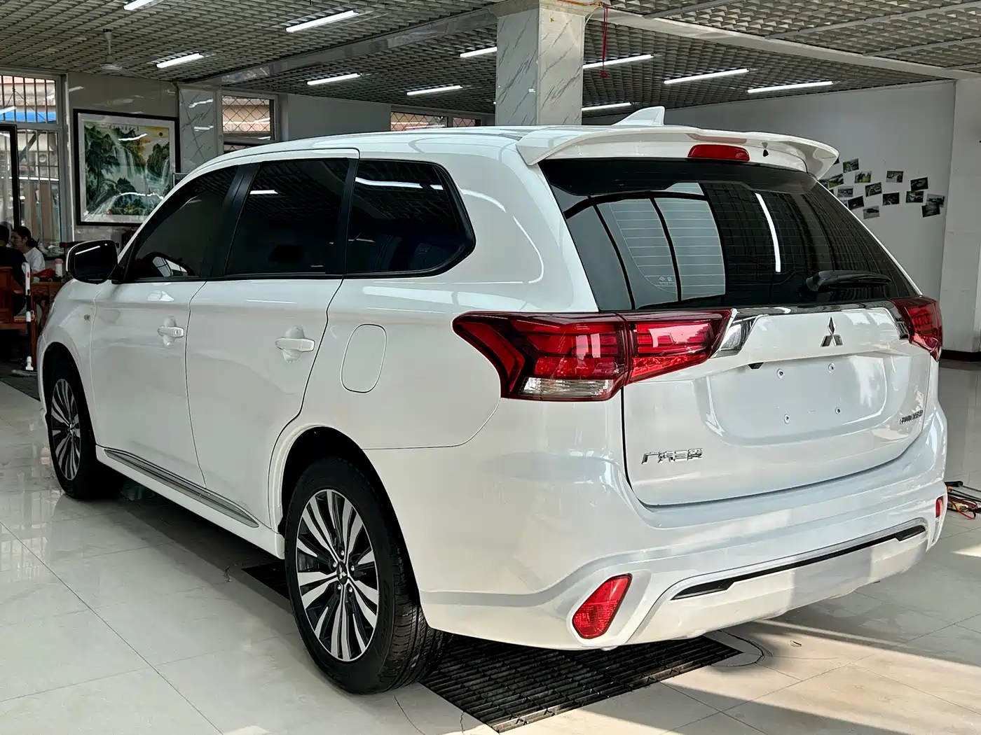 Mitsubishi Outlander 2021 2.0L 2WD Smooth Ride Version 5-Seater фото 6