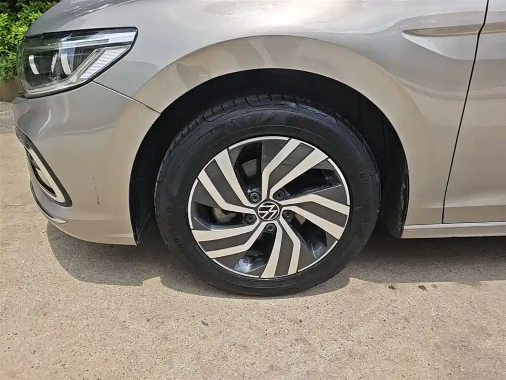 Volkswagen Bora 2023 200TSI DSG Smart Edition фото 23