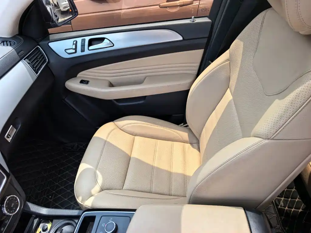 Mercedes-Benz GLE Coupe 2016 2015 GLE 320 4MATIC Coupe SUV